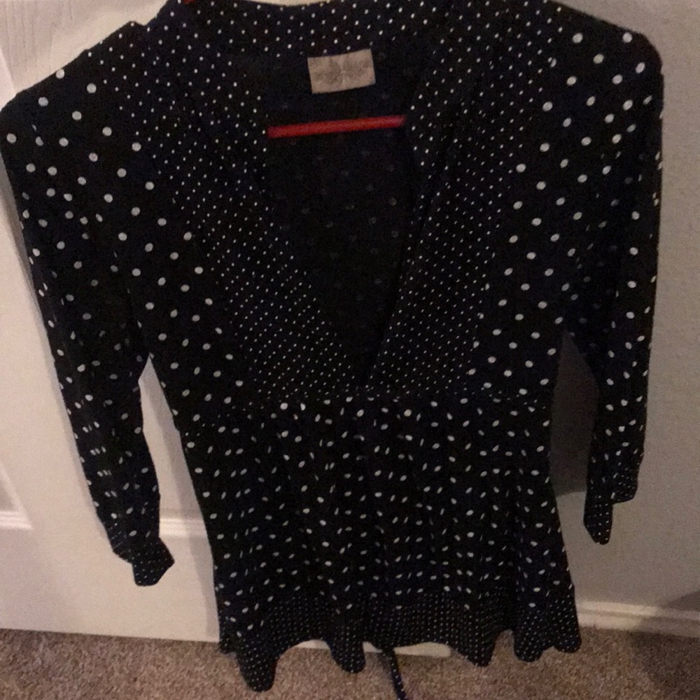 3/4 sleeve polka dot blouse